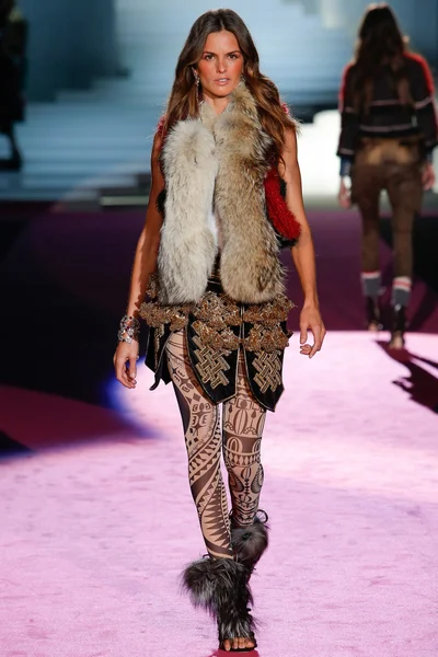 Look 5